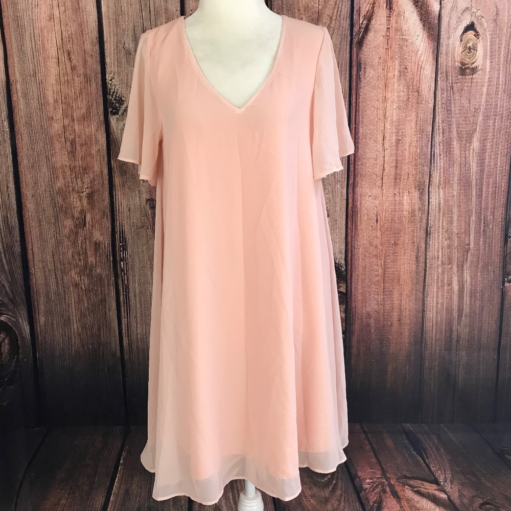 Bow & Arrow Size Small Pink Flutter Sleeve Dress